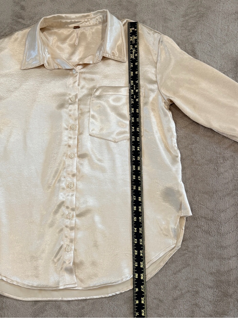 Free People Champagne Satin Button Down Minimalist Silk-Feel Blouse Sz S - Picture 3 of 7